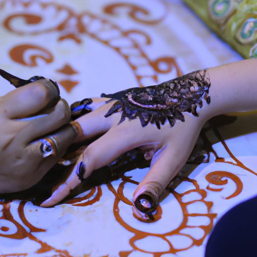 A Look at the Process of Applying Henna and How it Works