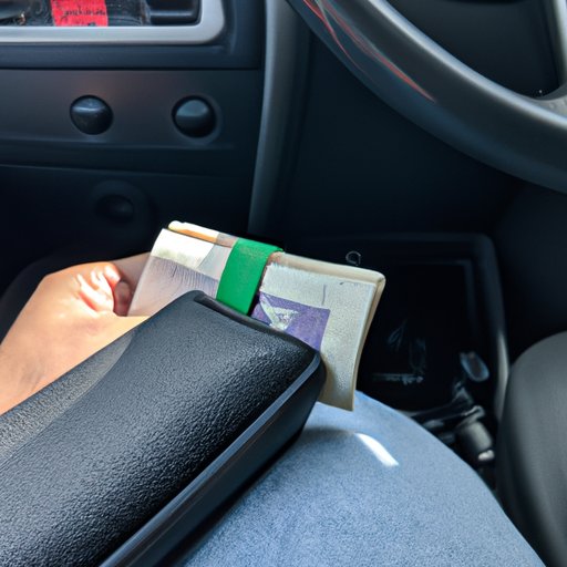 How to Minimize Risk When Carrying Cash in a Vehicle